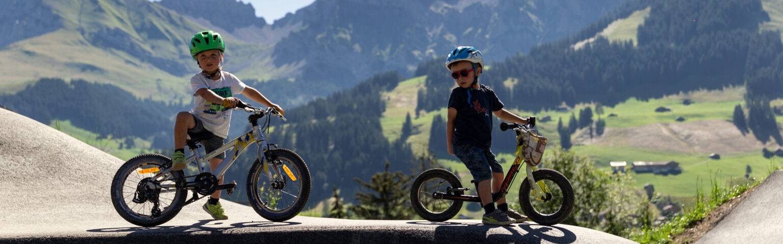 dürfen kinder ohne helm fahrrad fahren